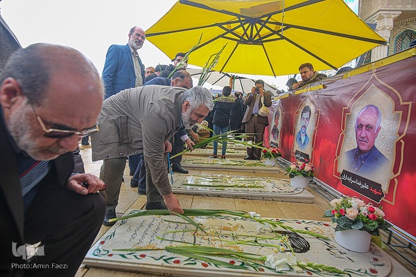 «میهمانی لاله‌ها» در حرم شاهچراغ (ع)‎‎