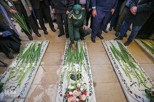 «میهمانی لاله‌ها» در حرم شاهچراغ (ع)‎‎