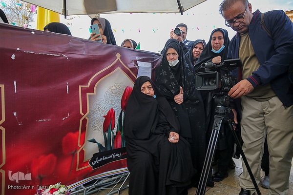 «میهمانی لاله‌ها» در حرم شاهچراغ (ع)‎‎