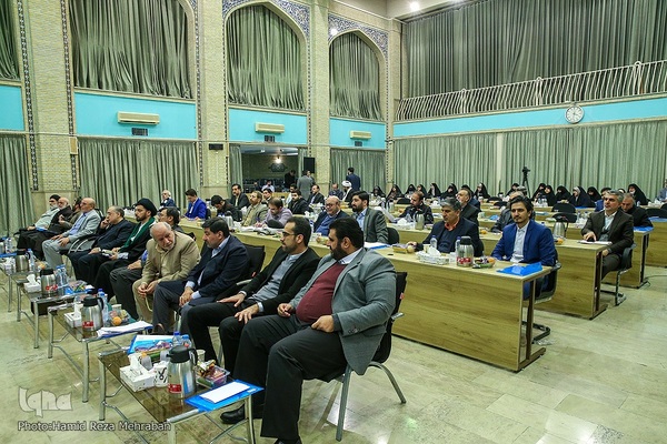 اختتامیه نشست تخصصی استادان، قاریان و حافظان ممتاز قرآن