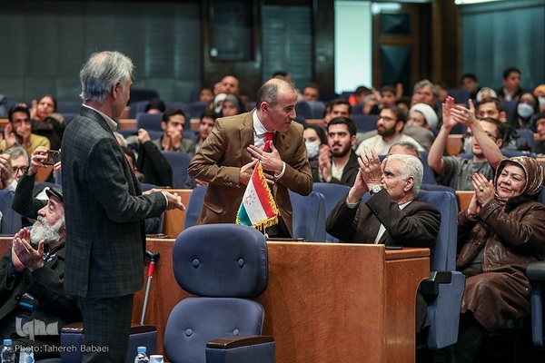 اختتامیه هفدهمین دوره جشنواره بین‌المللی شعر فجر