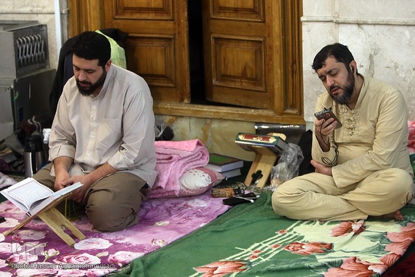 اولین روز مراسم معنوی «اعتکاف» در مسجد جامع آستان مقدس حضرت عبدالعطیم حسنی (ع) در شهر ری