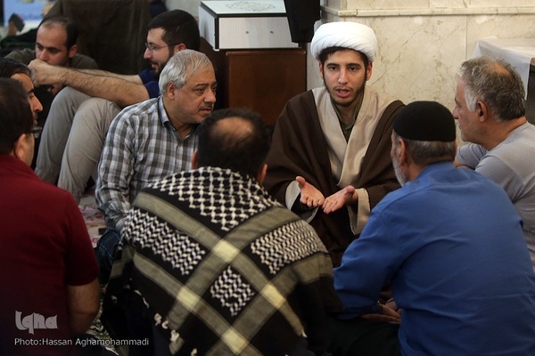 اولین روز مراسم معنوی «اعتکاف» در مسجد جامع آستان مقدس حضرت عبدالعطیم حسنی (ع) در شهر ری