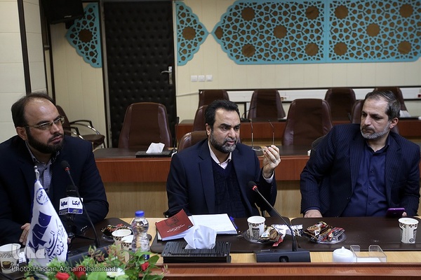 آیین رونمایی از کتاب «صبح‌بخیر آقای نویسنده» تالیف حسین زحمتکش زنجانی