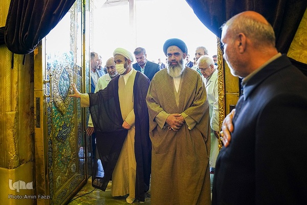 مراسم گلاب شویی ضریح مطهر حرم حضرت شاهچراغ (ع)‎‎