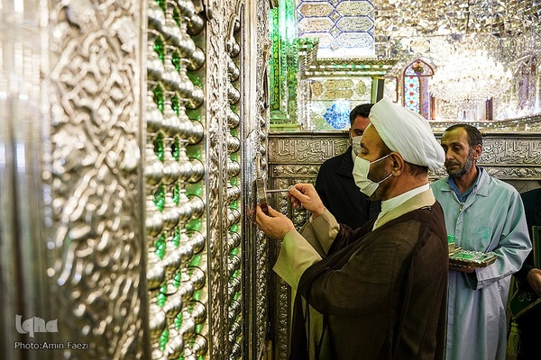 مراسم گلاب شویی ضریح مطهر حرم حضرت شاهچراغ (ع)‎‎