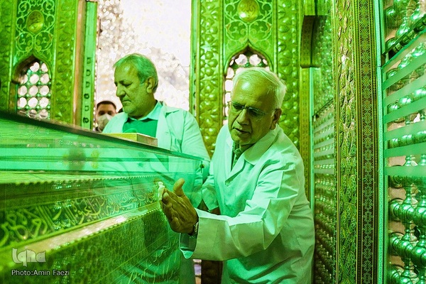 مراسم گلاب شویی ضریح مطهر حرم حضرت شاهچراغ (ع)‎‎