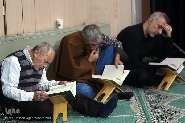 مراسم دعای ام داوود در دانشگاه‌های تهران و امیرکبیر