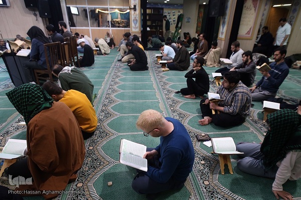 مراسم دعای ام داوود در دانشگاه‌های تهران و امیرکبیر