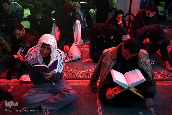 مراسم دعای ام داوود در دانشگاه‌های تهران و امیرکبیر