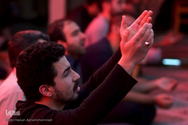 مراسم دعای ام داوود در دانشگاه‌های تهران و امیرکبیر