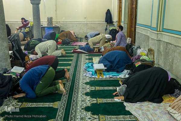 برگزاری مراسم «اعمال ام داوود» در آستان حضرت عبدالعظیم (س)