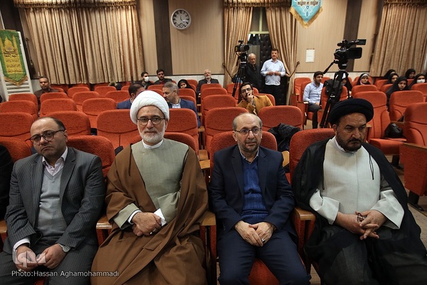 محفل انس با قرآن کریم در دانشگاه فرهنگیان