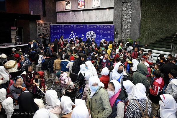 اکران انیمیشن «بچه زرنگ» برای کودکان کار