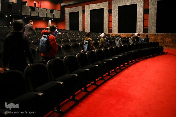 اکران انیمیشن «بچه زرنگ» برای کودکان کار