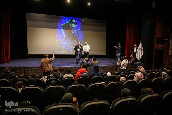 اکران انیمیشن «بچه زرنگ» برای کودکان کار