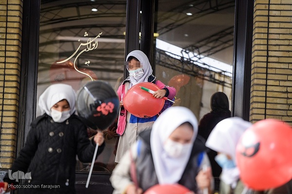 اکران انیمیشن «بچه زرنگ» برای کودکان کار