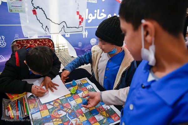 اکران انیمیشن «بچه زرنگ» برای کودکان کار