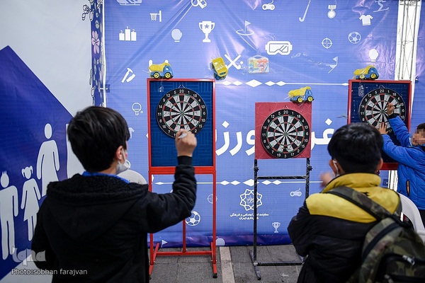 اکران انیمیشن «بچه زرنگ» برای کودکان کار