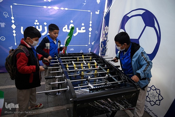 اکران انیمیشن «بچه زرنگ» برای کودکان کار