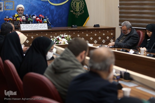 نشست رسانه‌ای تشریح ویژه برنامه‌های راهپیمایی یوم‌الله ۲۲ بهمن