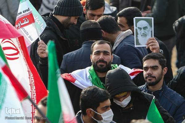جشن پیروزی انقلاب اسلامی در میدان آزادی