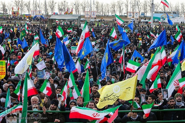 جشن پیروزی انقلاب اسلامی در میدان آزادی