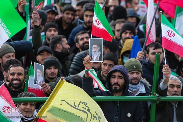 جشن پیروزی انقلاب اسلامی در میدان آزادی