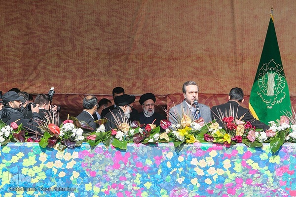 جشن پیروزی انقلاب اسلامی در میدان آزادی