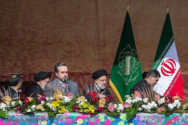 جشن پیروزی انقلاب اسلامی در میدان آزادی