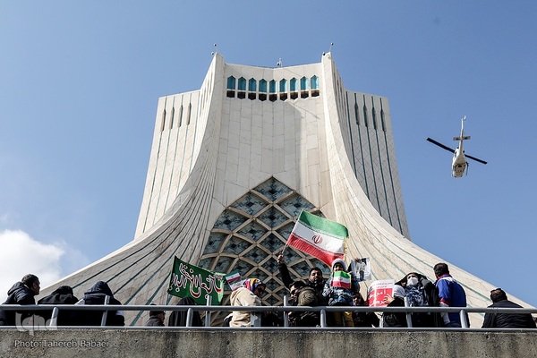 جشن پیروزی انقلاب اسلامی در میدان آزادی