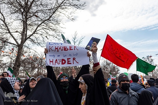 چهل‌و‌چهارمین جشن پیروزی انقلاب در کرج