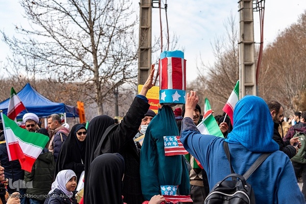چهل‌و‌چهارمین جشن پیروزی انقلاب در کرج