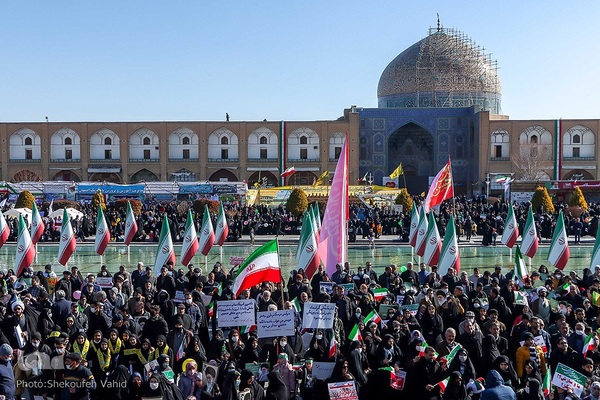 یوم‌الله ۲۲ بهمن در اصفهان