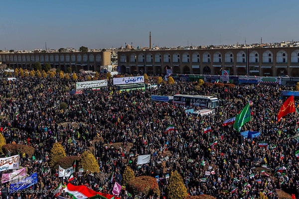 یوم‌الله ۲۲ بهمن در اصفهان