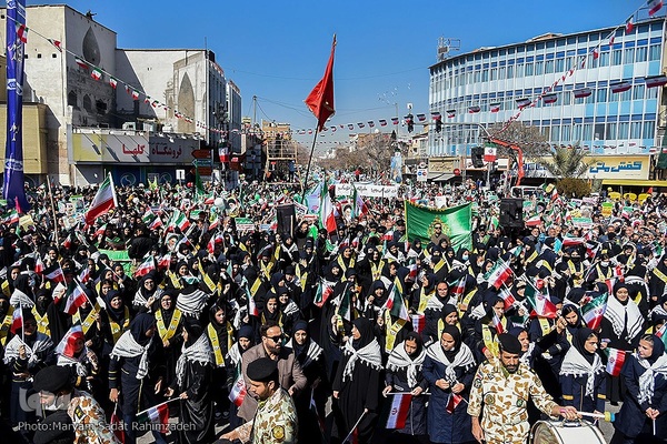 راهپیمایی یوم‌الله ۲۲ بهمن در شیراز