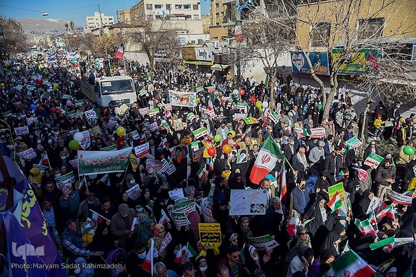 راهپیمایی یوم‌الله ۲۲ بهمن در شیراز