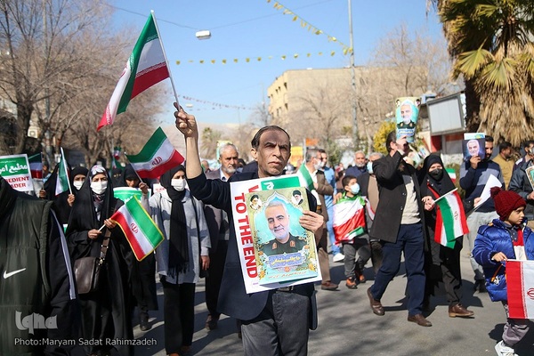 راهپیمایی یوم‌الله ۲۲ بهمن در شیراز