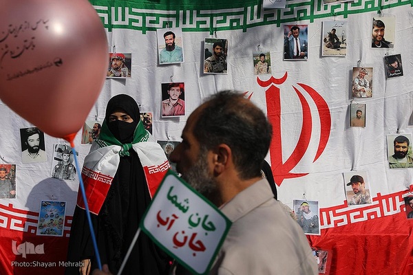 جشن پیروزی انقلاب اسلامی در تهران