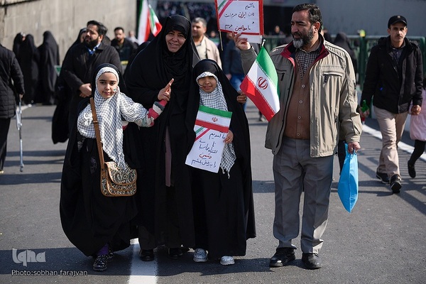 راهپیمایی یوم‌الله ۲۲ بهمن در تهران