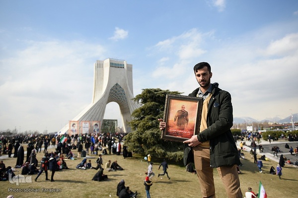 راهپیمایی یوم‌الله ۲۲ بهمن در تهران