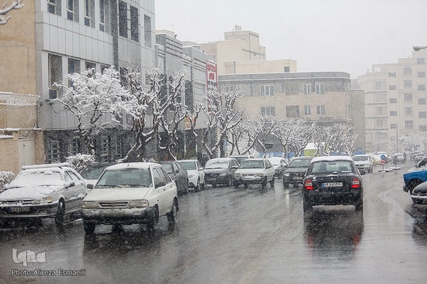هوای برفی تهران