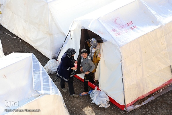 زندگی جاری است