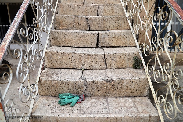 زندگی جاری است