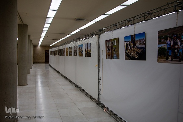 افتتاحیه نمایشگاه پنجمین جشنواره دو سالانه عکس نور