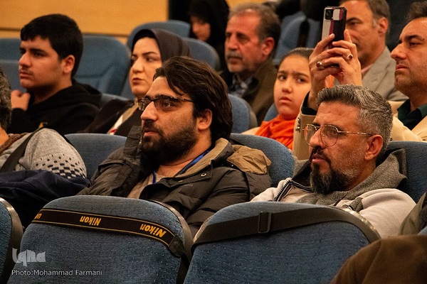 افتتاحیه نمایشگاه پنجمین جشنواره دو سالانه عکس نور