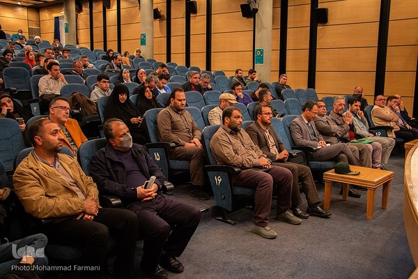 افتتاحیه نمایشگاه پنجمین جشنواره دو سالانه عکس نور