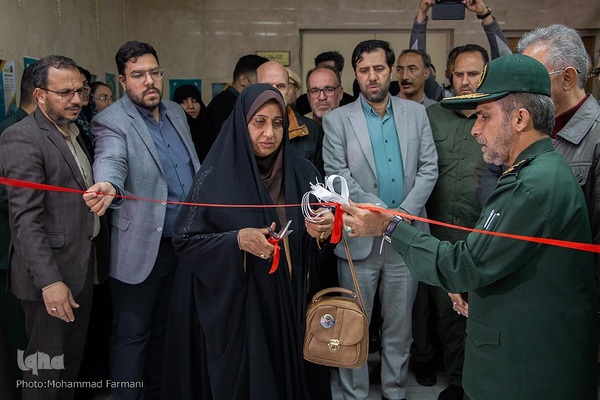 افتتاحیه نمایشگاه پنجمین جشنواره دو سالانه عکس نور