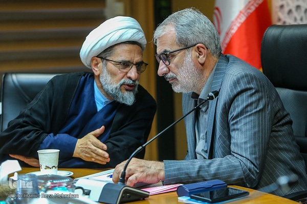 نشست کمیسیون توسعه آموزش عمومی قرآن کشور
