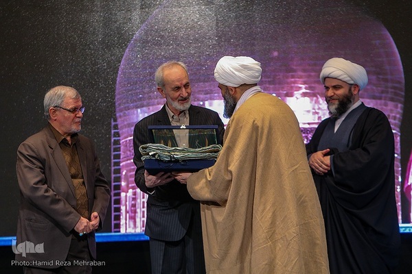 اختتامیه اولین سوگواره ملی نوحه های فاطمیه خانه مادری